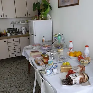 Victoria Bed & Breakfast Katánie